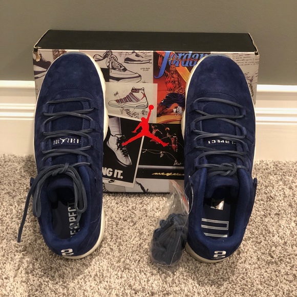 Jordan 11 lows Derek Jeter!